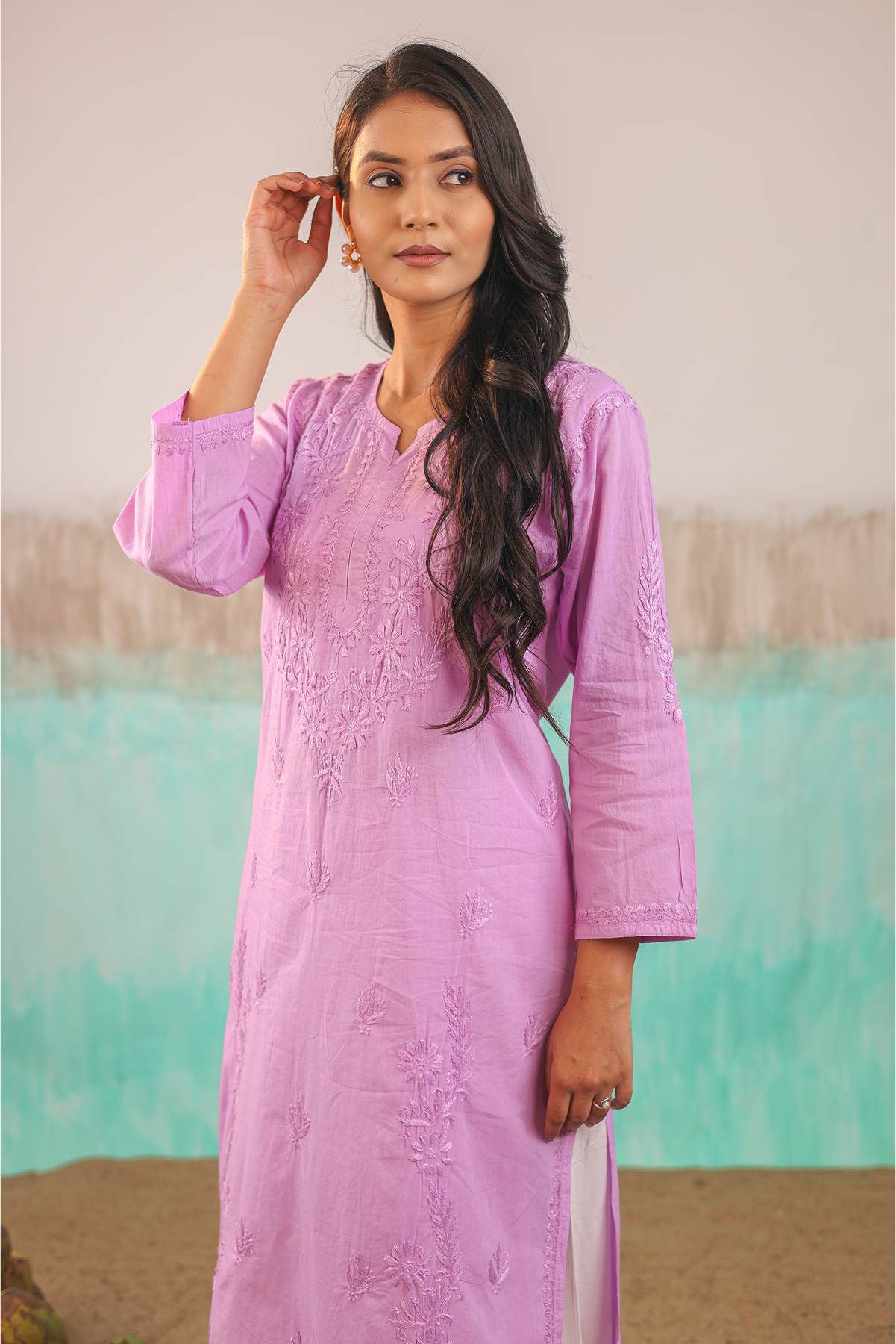 MAUVE KAVYA PURE COTTON HAND CRAFTED CHIKANKARI STRAIGHT KURTI