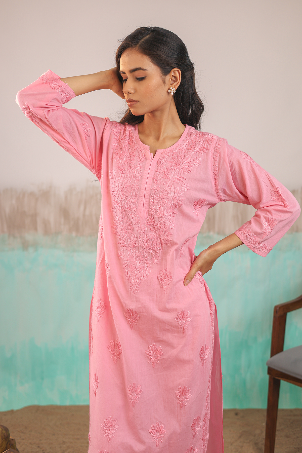 PINK RUHANI PURE COTTON HAND CRAFTED CHIKANKARI STRAIGHT KURTI
