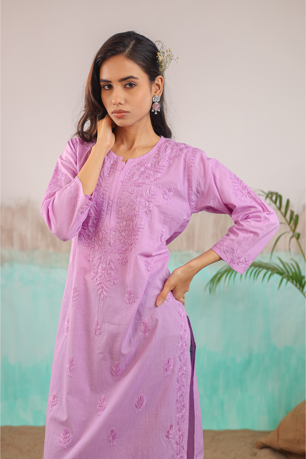 MAUVE AAROHI PURE COTTON HAND CRAFTED CHIKANKARI STRAIGHT KURTI