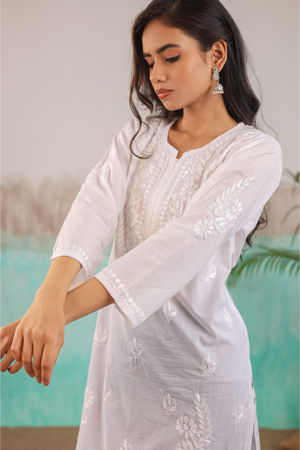 WHITE KAVYA PURE COTTON HAND CRAFTED CHIKANKARI STRAIGHT KURTI
