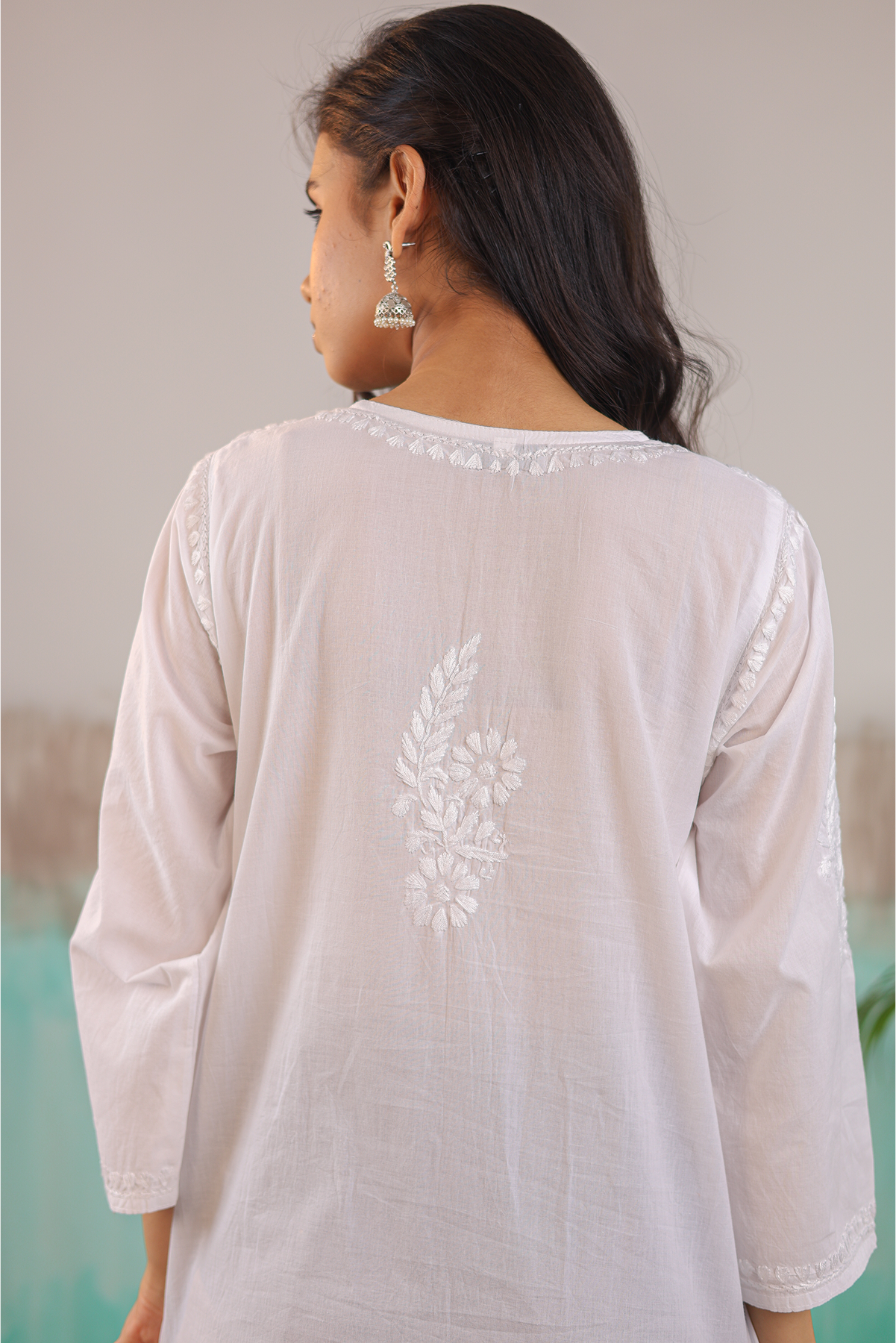 WHITE KAVYA PURE COTTON HAND CRAFTED CHIKANKARI STRAIGHT KURTI