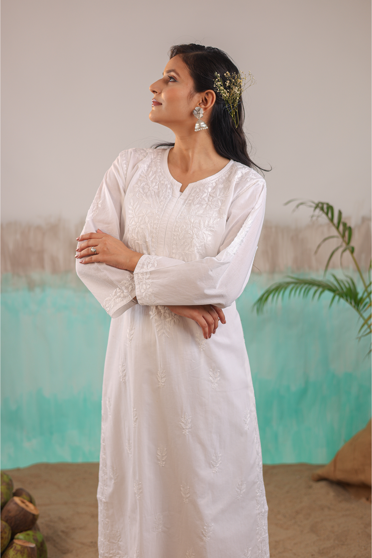 WHITE AAROHI PURE COTTON HAND CRAFTED CHIKANKARI STRAIGHT KURTI