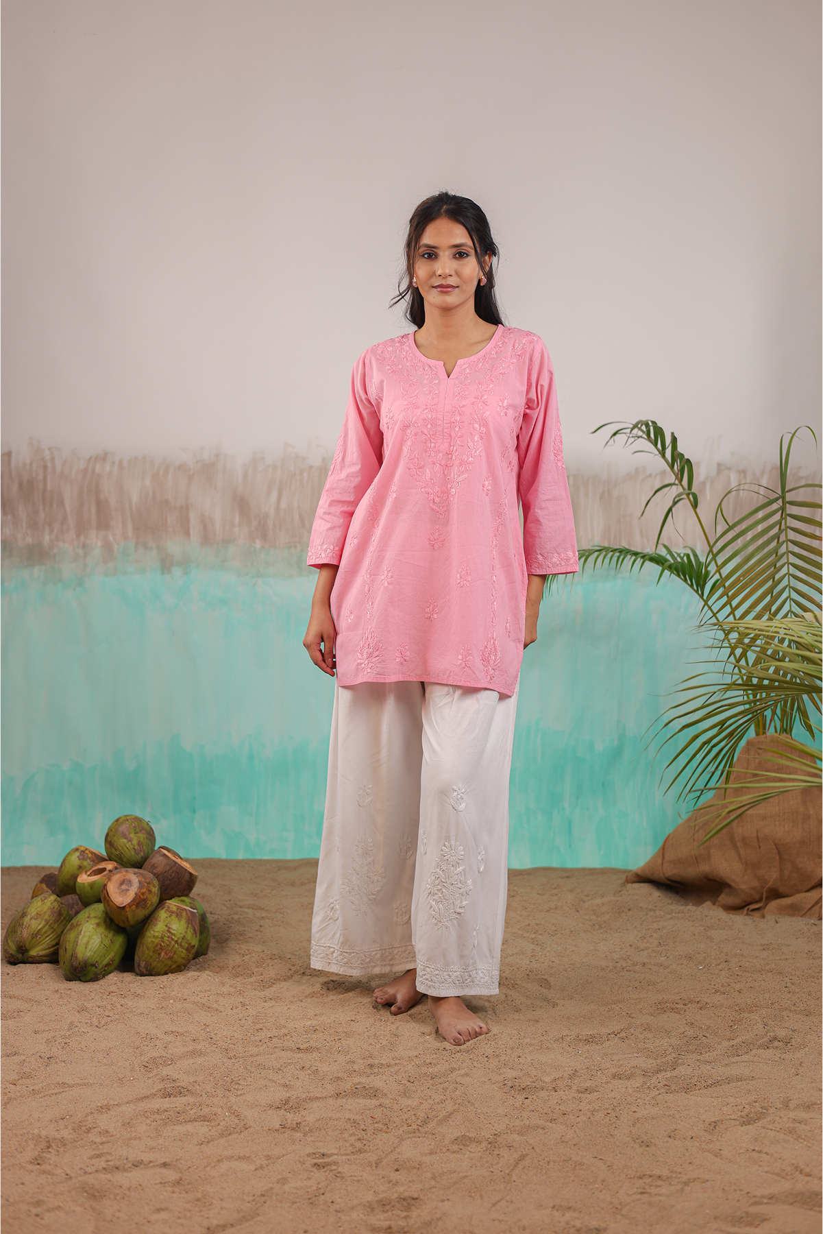 PINK ANVI PURE COTTON HAND CRAFTED CHIKANKARI SHORT KURTI