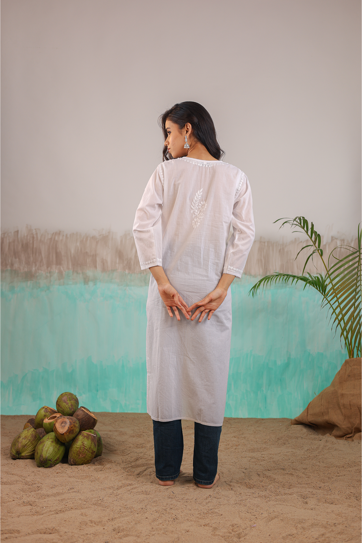 WHITE KAVYA PURE COTTON HAND CRAFTED CHIKANKARI STRAIGHT KURTI