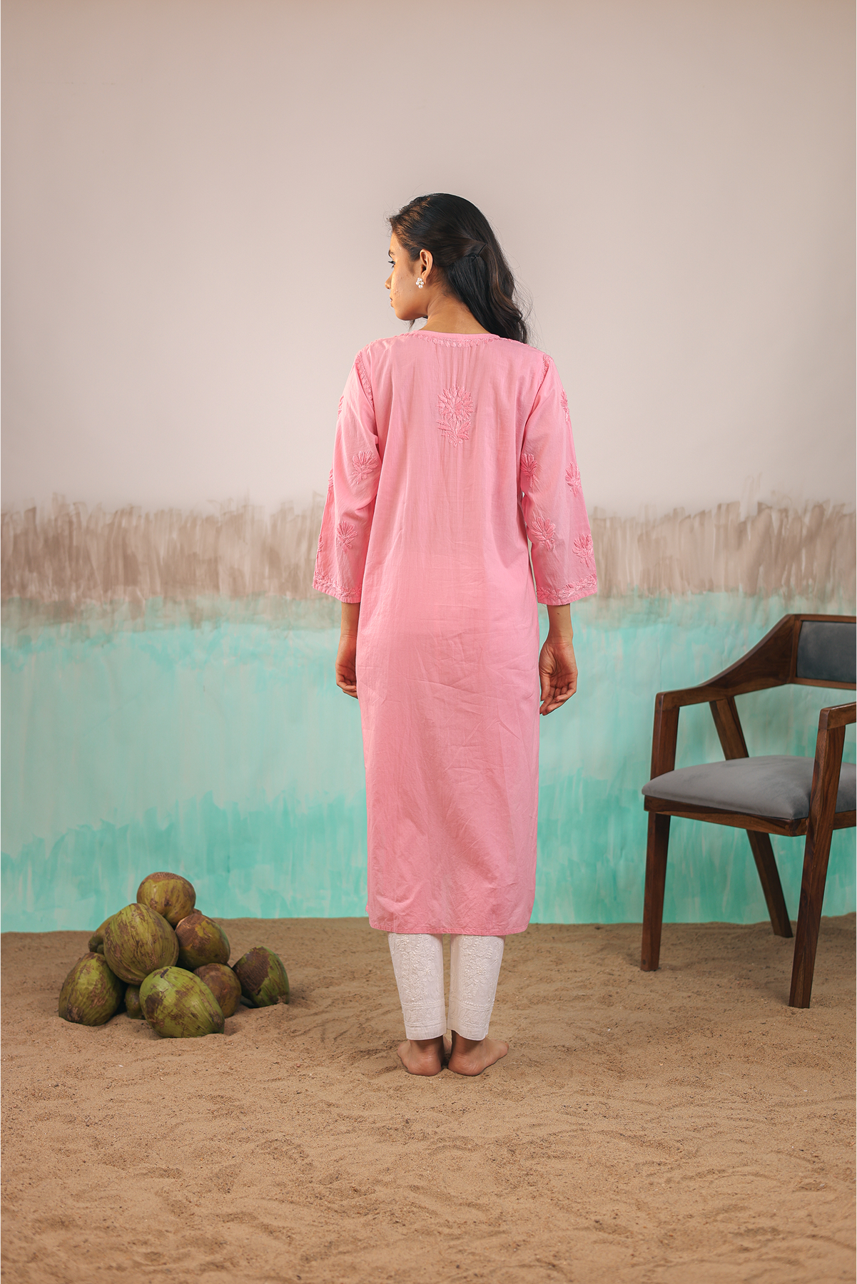 PINK RUHANI PURE COTTON HAND CRAFTED CHIKANKARI STRAIGHT KURTI