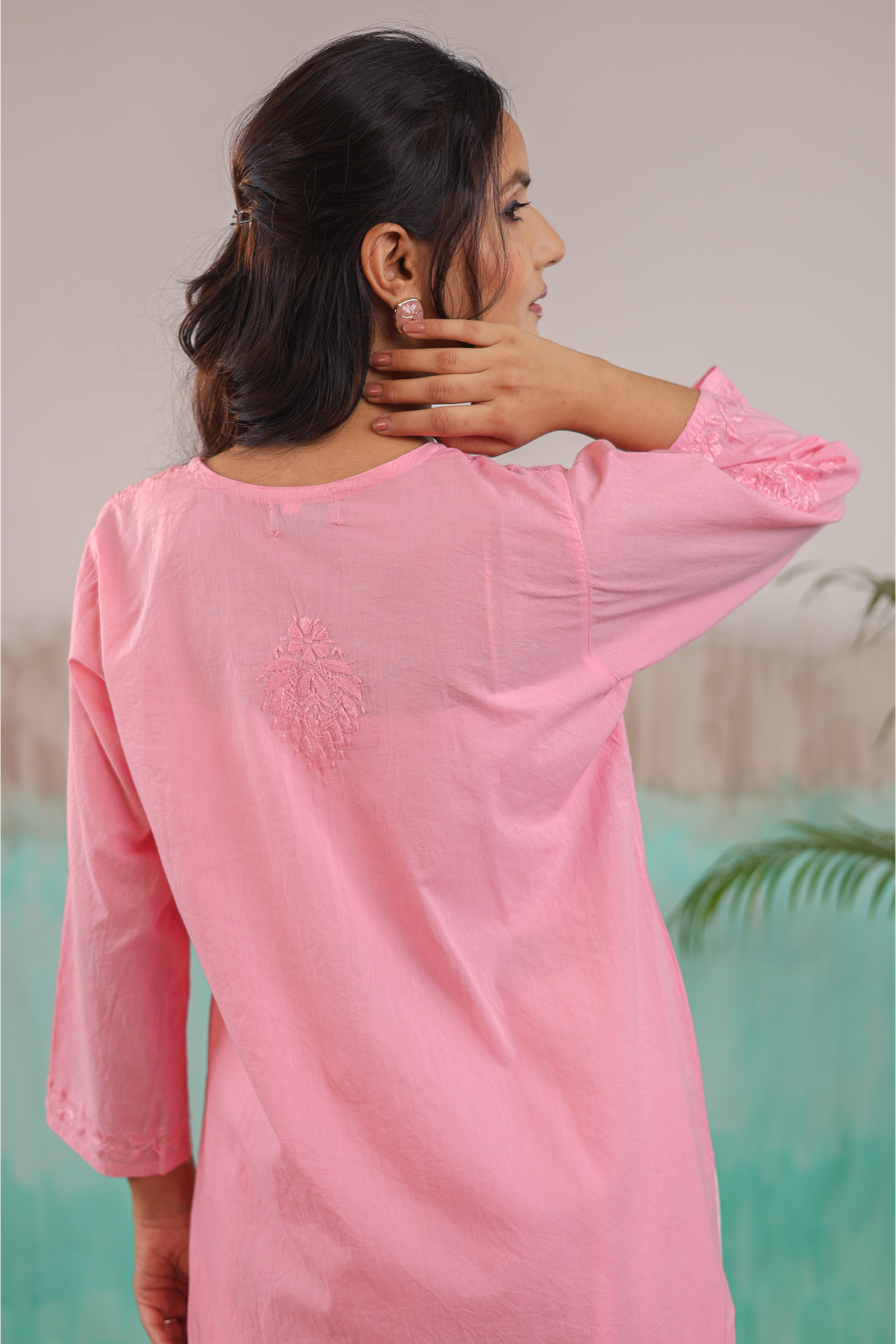 PINK ANVI PURE COTTON HAND CRAFTED CHIKANKARI SHORT KURTI