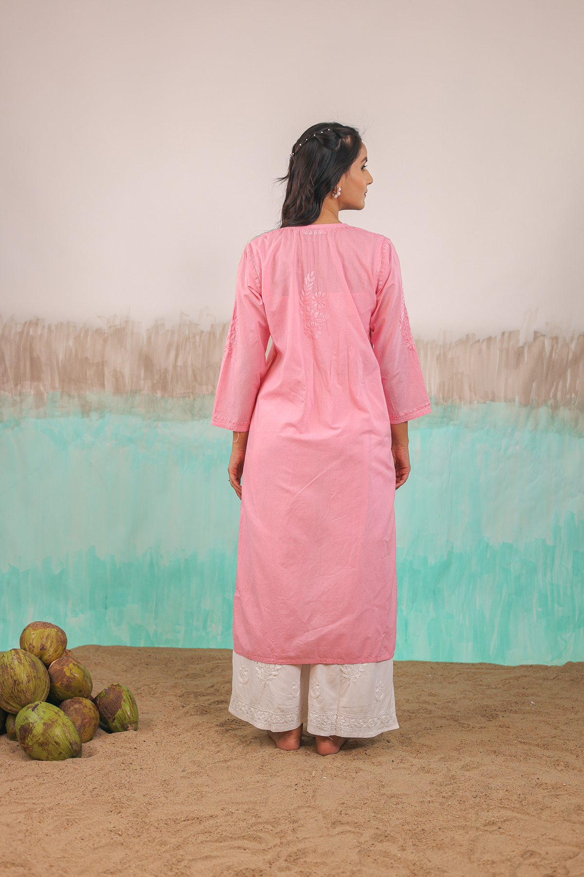 PINK KAVYA PURE COTTON HAND CRAFTED CHIKANKARI STRAIGHT KURTI