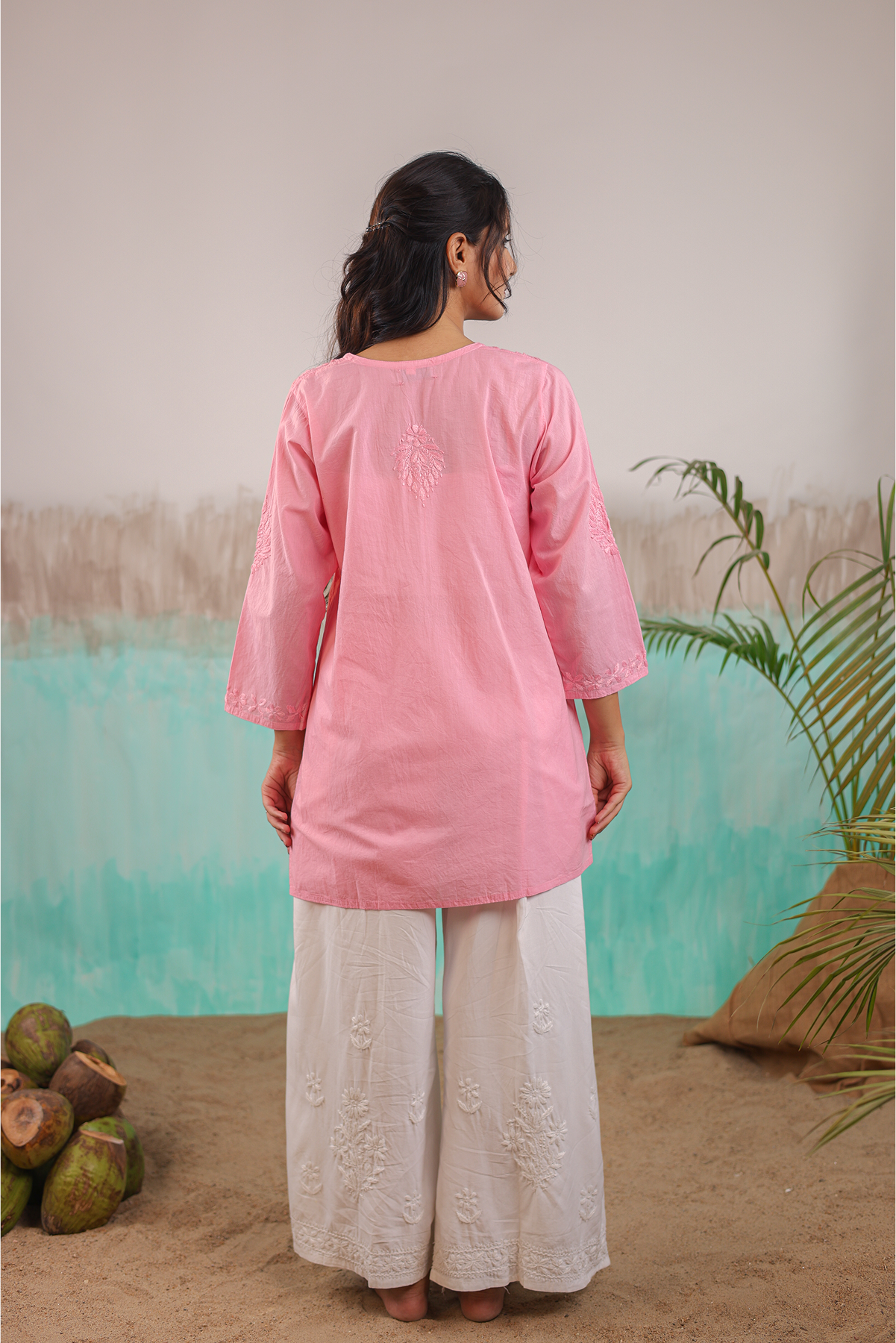 PINK ANVI PURE COTTON HAND CRAFTED CHIKANKARI SHORT KURTI
