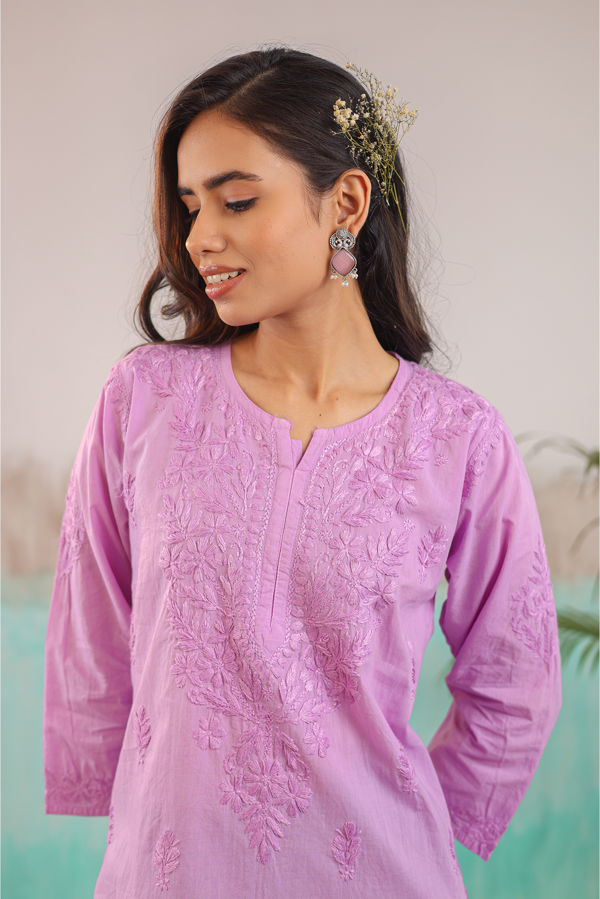 MAUVE AAROHI PURE COTTON HAND CRAFTED CHIKANKARI STRAIGHT KURTI